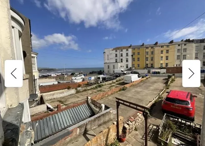 Inspiro House4 בית הארחה