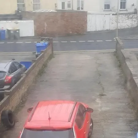 Inspiro House4 게스트하우스 *